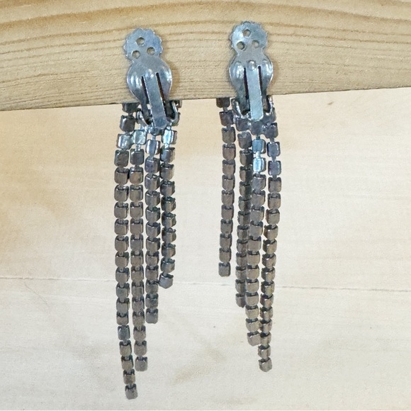 Vintage Rhinestone Dangle Drip Clip-on Earrings - Picture 7 of 9
